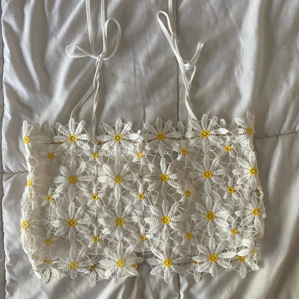 daisy bow tie crop top